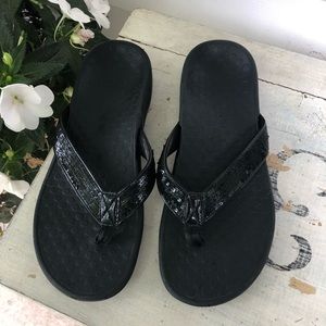 TIDE II TOE POST SANDAL VIONIC excellent condition